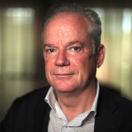 Dr Marcus Hellyer